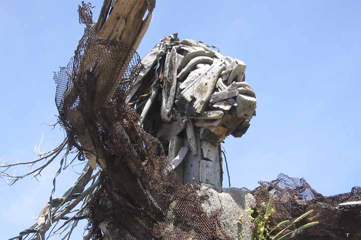 Albany Bulb Sculpture - "Beseeching Woman"